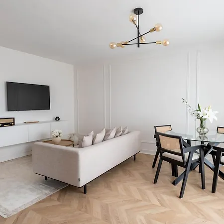 Adam Suites Courcouronnes Buitenkant foto