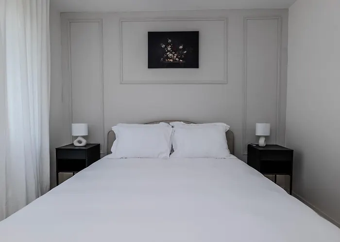 Adam Suites