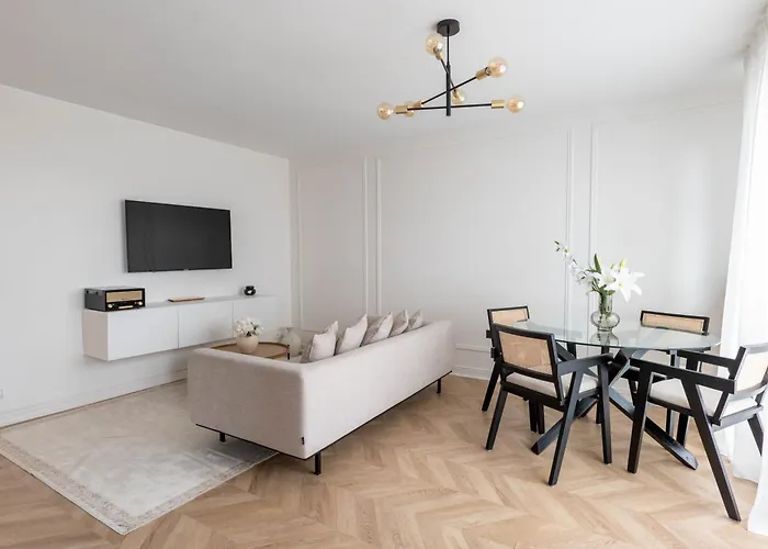 Adam Suites